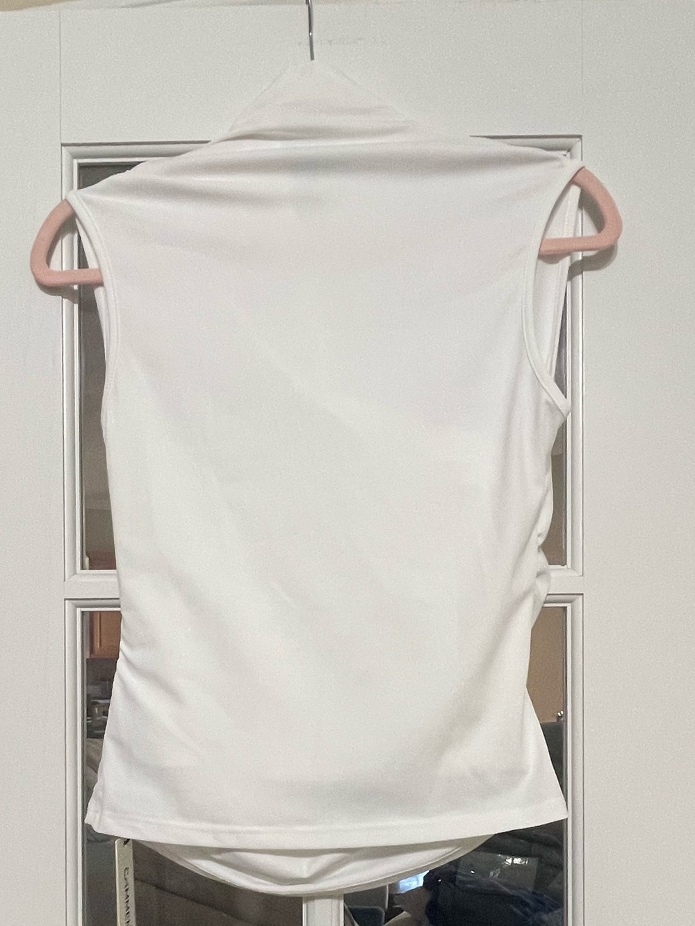 NWT Commense White Draped Cowl Neck Ruched Sleeveless Top Size Medium - Picture 9 of 11